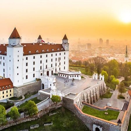 Second Home In Heart Of Bratislava Exterior photo