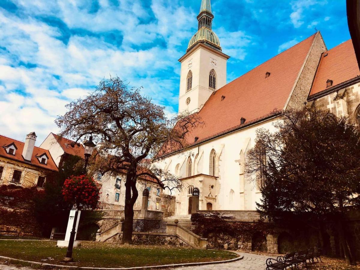 Second Home In Heart Of Bratislava Exterior photo